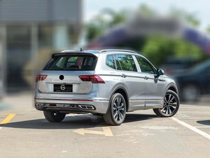Kit carrosserie pour VW Tiguan 2017+ à 2023+ R Line : Pare-chocs avant et arrière, ailes, jupes latérales, phares Tiguan - Product Image 5