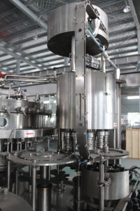 Machine de remplissage d'eau moderne de marque 5 <span class=keywords><strong>litres</strong></span> 4-4-1, usine de mise en bouteille d'eau multi-usages en Chine - Product Image 6