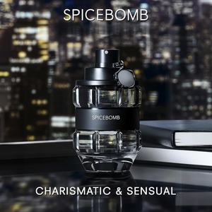 Ce parfum possède <span class=keywords><strong>une</strong></span> note boisée épicée, alliant les senteurs de pamplemousse, de safran, de tabac et de vanille bourbon. - Product Image 2