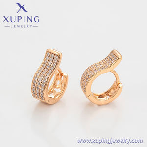 X000021080 XUPING fabbricazione all'ingrosso gioielli 18K placcato oro Huggie orecchini di cristallo alla moda Y2K orecchini festa - Product Image 5