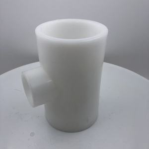 การขึ้นรูปท่อพีวีซีสีขาวแบบฉีดพลาสติกอุตสาหกรรมทนต่อการกัดกร่อนสำหรับการขึ้นรูปตัวทีแบบใต้ดิน - Product Image 4