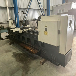 Tour à métaux manuel d'occasion avec kit d'outils complet et peu d'heures de fonctionnement - Product Image 4