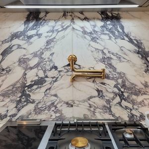 Losa de Mármol Natural Italiano Calacatta Viola de Lujo, Losa de Mármol Morado para Encimeras de Cocina Moderna y Baños - Product Image 3