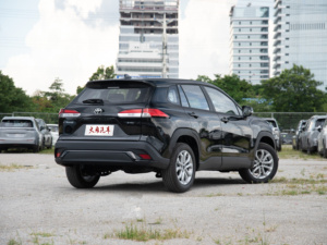 Fortuner SUV 2024, 2.0L Híbrido Inteligente, 5 Puertas, 5 Plazas, Edición de Lujo, Fabricado en China, Autonomía de 101-200 km, 50-70 kWh - Product Image 3
