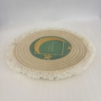 Vente en gros de sets de table ronds en corde de coton réutilisables avec franges, tissés à la main, résistants à la chaleur