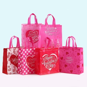 Nouvel emballage cadeau pour la Saint-Valentin, sac à main biodégradable non tissé avec logo imprimé à l'écran - Product Image 1