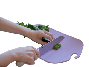 Tabla de Cortar de Plástico Antibacteriana, Antideslizante y Antimoho para Cocina, Venta Directa de Fábrica - Product Image 4