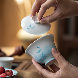 Hand Painted Phalaenopsis Orchid Gaiwan <b>Teacup</b> With Lid Ceramic Tea Set Heat Resistant For Household Brewing - Product Image 3