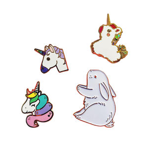 Cadeaux commémoratifs d'anniversaire personnalisés Animaux de dessin animé Plaqué or argent brillant Émail doux en alliage de zinc à la mode - Product Image 6