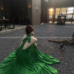 Vestido de Noche Largo con Cuello Halter, Estilo Vintage, de Gasa, Cintura Alta, Espalda Descubierta, Color Sólido, en Rojo Vino, Verde Oscuro y Negro - Product Image 4