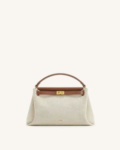 Sac bandoulière carré mini en PU huilé minimaliste pour femme, avec deux fermetures éclair, sangle réglable et résistant à l'eau – Collection Été 2026 - Product Image 6