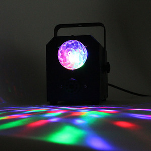 Máquina de humo con bola mágica LED de 700W con luz de color para escenarios, bodas, bares, fiestas y uso en interiores. - Product Image 2