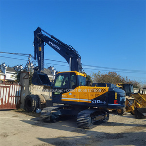 Excavatrice sur chenilles d'occasion Hyundai 210LC-9S/220-9S, origine Japon, godet de 1,1 m, moteur de 124 kW, poids opérationnel de 21 tonnes - Product Image 4