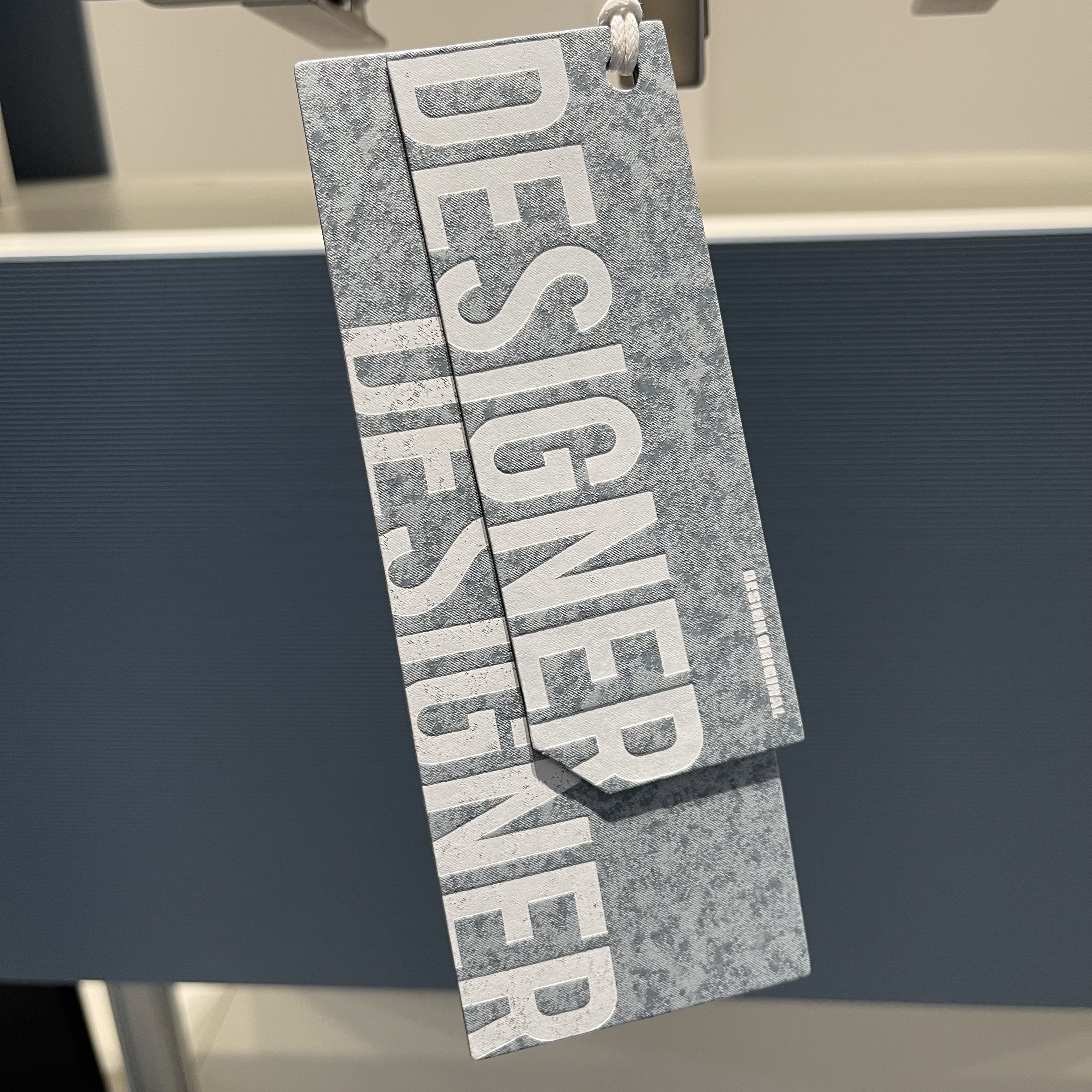 Custom Tags, Tag Paper, Custom Brand Tags High-quality Custom Garment Hang Tags with Specialty Paper Embossing-Debossing Craft