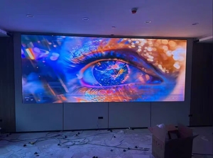 Écran LED d'intérieur à installation fixe, couleur bleu clair, résolution 4K, prise en charge HDR10, montage mural - Product Image 3