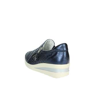Zapatos Cómodos de Cuero Perforado Azul con Plataforma y Punta Descubierta para Mujer, Marca Cinzia - Product Image 1