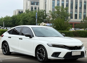 Voiture d'occasion Honda <span class=keywords><strong>Civic</strong></span> 1.0T 180TURBO CVT Transmission Boîte de vitesses à gauche Phares au xénon Années 2019-2024 Très faible kilométrage - Product Image 1