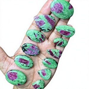 พลอยทับทิมธรรมชาติ zoisite อัญมณี Cabochon ขัดคริสตัลทุกขนาดสำหรับการทำจี้เครื่องประดับได้รับการรับรองจากบุคคลที่สาม - Product Image 1