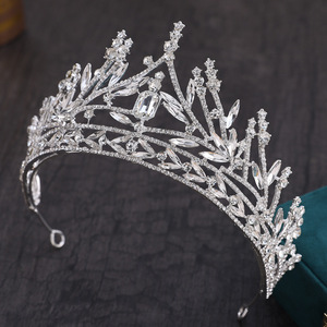 <span class=keywords><strong>Diadema</strong></span> di cristallo <span class=keywords><strong>e</strong></span> corone per le donne sposa strass da ballo Diadem da sposa accessori per capelli da sposa gioielli corona <span class=keywords><strong>diadema</strong></span> - Product Image 3