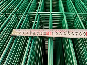 Panneau de clôture en PVC vert 200x50mm, prix d'usine, clôture en métal, maille métallique - Product Image 2
