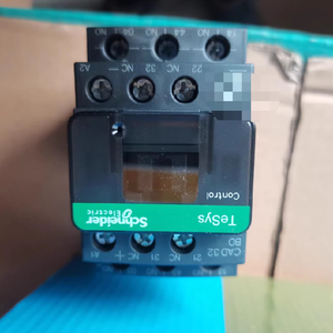 Relé de Control <span class=keywords><strong>CAD</strong></span> 3NO2NC CAD32BDC DC24V, Controlador de Programación PLC - Product Image 1