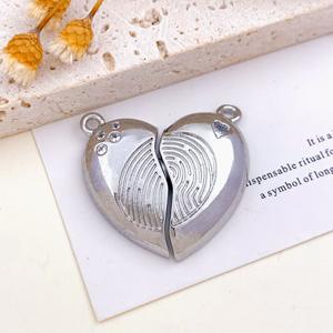 <span class=keywords><strong>BD</strong></span>-D948 Accessoires de la Saint-Valentin à la mode Pendentif en diamant en forme de cœur magnétique Pendentif d'amitié pour couple pour femmes et hommes - Product Image 5