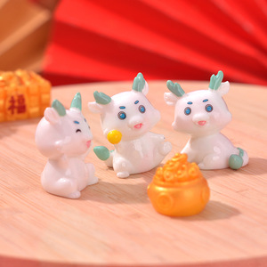 Fresco e carino piccolo Micro paesaggio Home Desktop piccoli ornamenti bianco drago blu nuovo anno in resina artigianale - Product Image 4