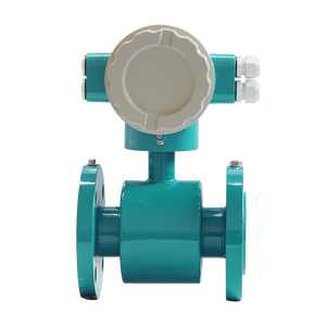 High Accuracy +/-0.5% Stainless Steel Electronic Integral Flow Meter Digital LCD Display IP65 Protection Flange Connection Water - Product Image 5