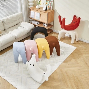 Tabouret à chaussures confortable en forme de chat avec revêtement en polaire doux - Parfait pour les enfants et la décoration intérieure moderne - Product Image 3