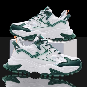 รองเท้ากีฬาผู้ชายปี 2025 สวมใส่สบาย ระบายอากาศได้ดี หน้าผ้าตาข่าย รุ่นเกาหลี สไตล์สูง แฟชั่นลำลอง วิ่งได้ ขายส่ง - Product Image 1