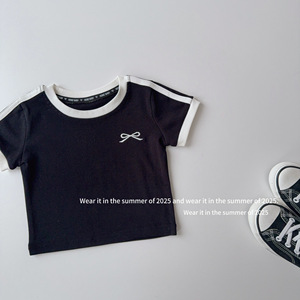 T-shirt Estiva da Bambina 2026 Nera <span class=keywords><strong>Bianca</strong></span> con Stampa Fiocchi e Strisce Laterali a Maniche Corte 2-8 Anni - Product Image 2