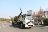 Nouveau camion compacteur de déchets diesel manuel Howo 4x2 robuste de 2-25 tonnes avec bras de levage télescopique hydraulique à crochet