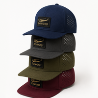Casquette de baseball personnalisée bleu marine perforée de qualité supérieure avec logo tissé découpé au laser, respirante, séchage rapide, chapeau de sport, vente en gros d'usine
