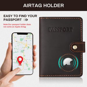 <span class=keywords><strong>Porte</strong></span>-passeport personnalisé en cuir Crazy Horse pour femmes et hommes, portefeuille vintage fin avec protection RFID et emplacement pour AirTag - Product Image 4