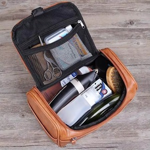 Trousse de toilette tactique imperméable personnalisée en cuir vintage pour homme, sac de voyage pour trousse de rasage, certifiée BSCI - Product Image 1