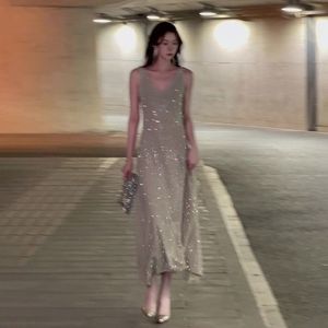 Robe de <span class=keywords><strong>soirée</strong></span> élégante en tricot à col en V avec strass pour femmes, robe moulante sans manches à paillettes, robe de cocktail formelle - Product Image 5