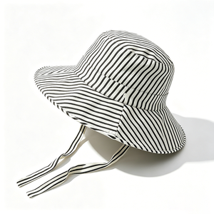 Sombrero de Sol Unisex con Rayas Blancas y Negras, Ala Ancha, Protección UV UPF50+, Resistente al Viento, con Correa Ajustable, Plegable, para Viajes, Playa y Actividades al Aire Libre - Product Image 3