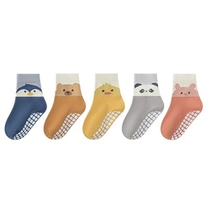 Calcetines Antideslizantes para Bebés y Niños Pequeños, con Diseño <span class=keywords><strong>de</strong></span> Pingüino <span class=keywords><strong>de</strong></span> Dibujos Animados, Cálidos, Sin Costuras, <span class=keywords><strong>de</strong></span> Spandex/Nailon/Algodón, para Primavera - Product Image 1