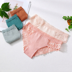 Culottes en dentelle épissée Modèles pour femmes Culottes pour dames confortables respirantes et non marquantes Culottes creuses françaises - Product Image 3