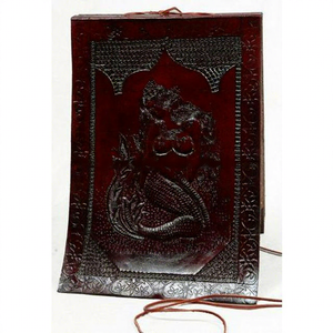 Diario de cuero con cierre de hilo en relieve de papel antiguo hecho a mano al por mayor - Product Image 1