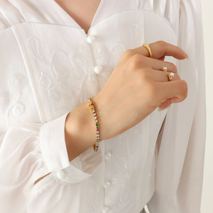 Bracciale a catena tennis in acciaio inossidabile placcato oro con design geometrico di tendenza, set di gioielli classico e popolare con zirconi colorati - Product Image 4