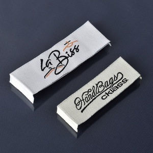 Etiquetas de tela personalizadas con logotipo privado, etiquetas de alta densidad para prendas de vestir, etiquetas de cuidado de satén para ropa al por mayor, etiquetas tejidas personalizadas - Product Image 4