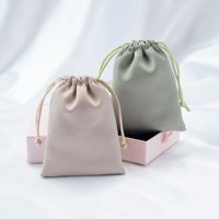 Bolsas de Regalo Personalizadas con Logotipo, Reciclables, Pequeñas, Rojas y Negras, de Terciopelo con Cordón, Bolsitas Elegantes para Joyería y Almacenamiento de Accesorios