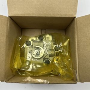 Bomba de aceite de piezas originales <span class=keywords><strong>48150</strong></span> 02400 para BOMBA DE ACEITE ASSY 4815002400 - Product Image 2