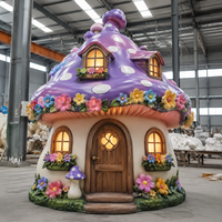 Sculpture de maison champignon fantaisie en résine de fibre de verre personnalisée, résistante à la corrosion, pour la décoration des parcs à thème et des centres commerciaux