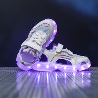 Chaussures de sport pour enfants 2023, filles et garçons, sandales de sport lumineuses à LED, légères, confortables, décontractées, chaussures lumineuses