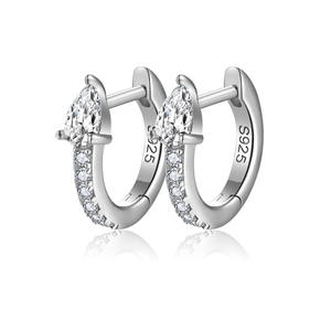 Boucles d'oreilles Ruizuan faites à la main en forme de goutte d'eau, en moissanite sans défaut, vente en gros, dernières tendances en matière de bijoux - Product Image 1