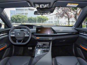 Changan UNI-V 2025, <span class=keywords><strong>berline</strong></span> haut de gamme, conduite à gauche, blanche, haute puissance, traction avant, voitures essence/essence économiques, grand espace, voiture neuve, vente chaude - Product Image 5