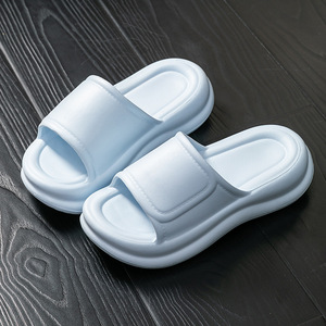 Summer Fashion Thick Ladies Designer <b>Slippers</b> Indoor Comfortable Ladies <b>Slippers</b> Anti-slip Soft Beach Ladies <b>Slippers</b> - Product Image 2