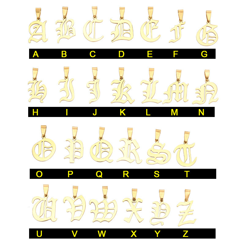 Collana con nome in inglese antico, collana in stile gotico